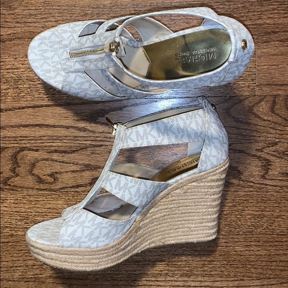 MICHAEL KORS ESPADRILLE WEDGES